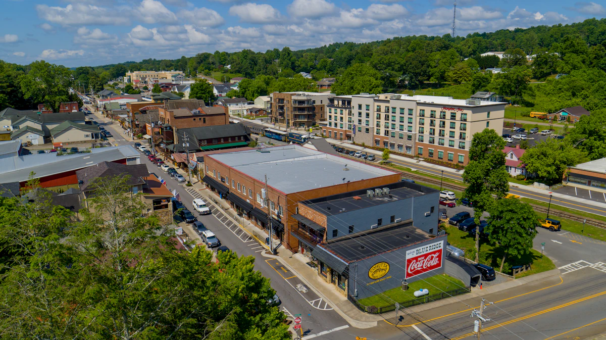 6 Reasons to Love Downtown Blue Ridge | Blue Ridge, GA